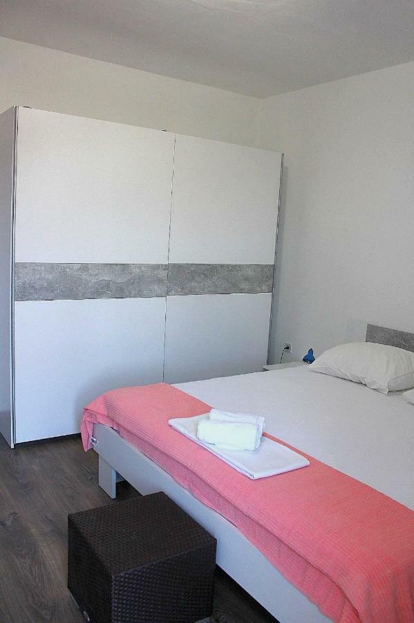 Apartments Markov Murter Ngoại thất bức ảnh